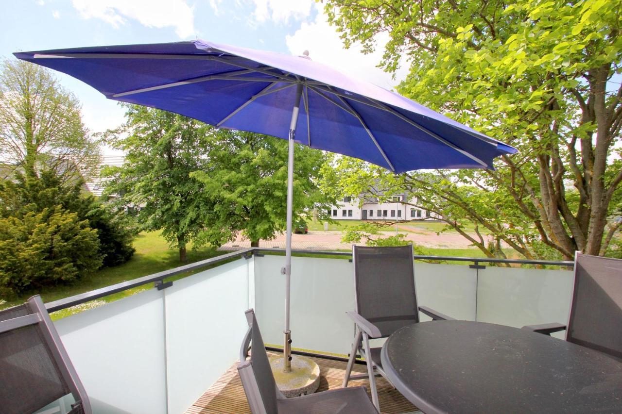 Strandnahe Fewo Mit Balkon, Gratis Nutzung Vom Ahoi Erlebnisbad Und Sauna In Sellin - Rex Rugia Fewo 30-6 Lobbe Exterior foto